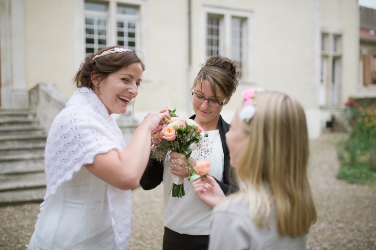 Le lancé du bouquet de la mariée